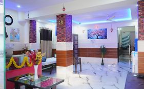Walkinn Homestay Near Taj Mahal